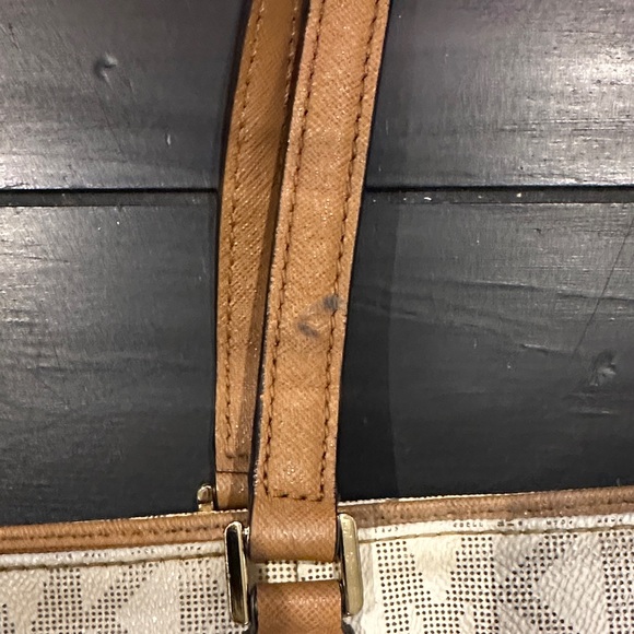 Michael Kors Signature Cream and Brown Tote - Picture 8 of 9